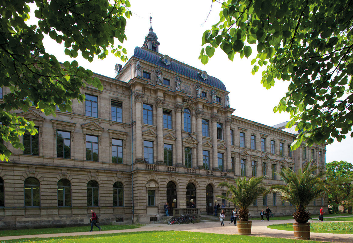 Kollegienhaus der FAU Erlangen Nurnberg Photo FAU Erich Malter